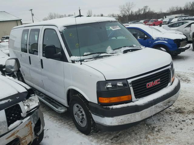 1GTW7AFF8H1910783 - 2017 GMC SAVANA G25 WHITE photo 1