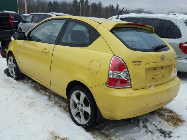 KMHCN36C19U135586 - 2009 HYUNDAI ACCENT SE YELLOW photo 3