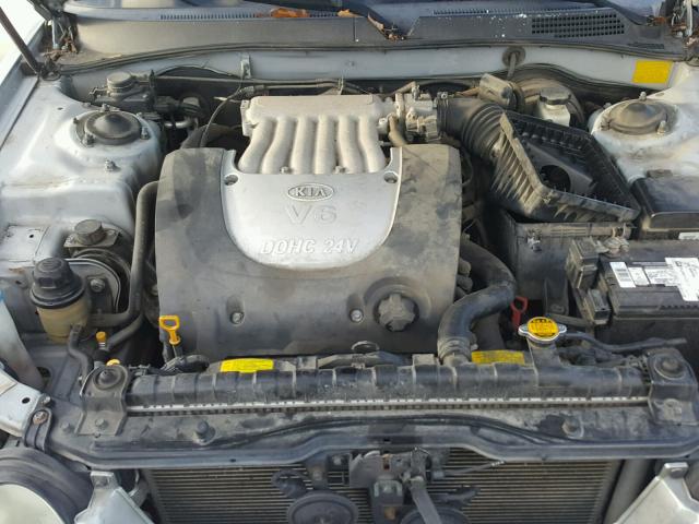 KNAGD128565465684 - 2006 KIA OPTIMA LX SILVER photo 7