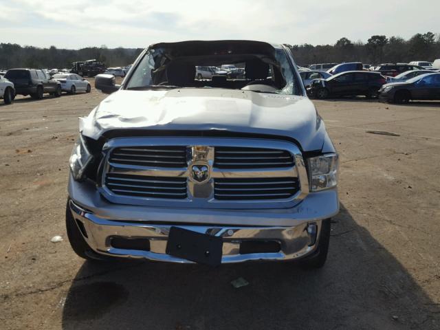 1C6RR7LM9GS191959 - 2016 RAM 1500 SLT SILVER photo 9