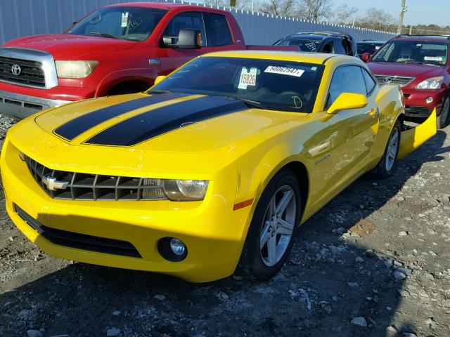 2G1FB1ED4B9164066 - 2011 CHEVROLET CAMARO LT YELLOW photo 2