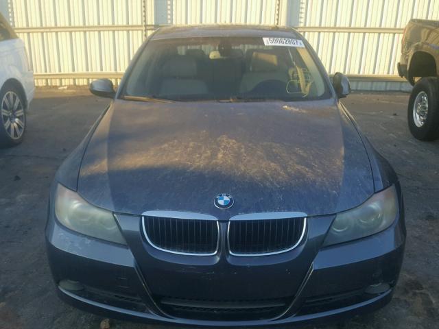 WBAVA33527KX81398 - 2007 BMW 328 I GRAY photo 9