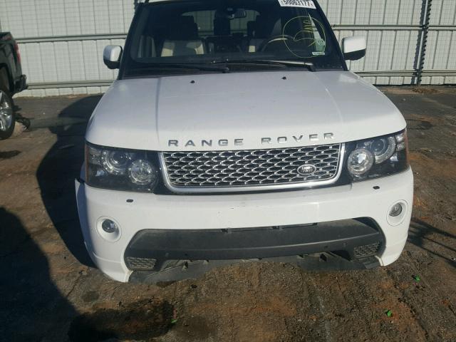 SALSP2E49CA739564 - 2012 LAND ROVER RANGE ROVE WHITE photo 9