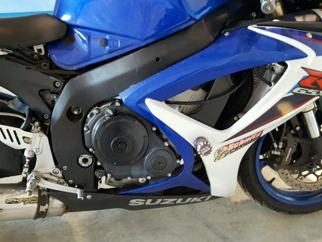 JS1GN7DA072102726 - 2007 SUZUKI GSX-R600 TWO TONE photo 7