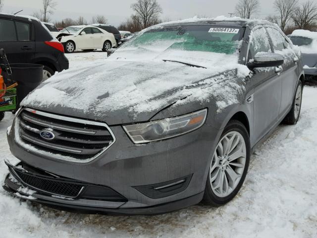 1FAHP2F81FG100962 - 2015 FORD TAURUS LIM GRAY photo 2