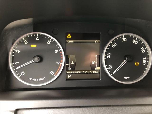 SALSK2D4XBA271374 - 2011 LAND ROVER RANGE ROVE WHITE photo 7