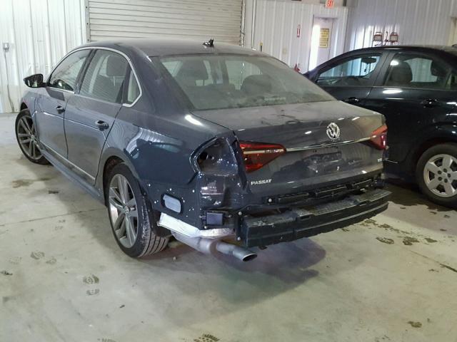 1VWDT7A33HC077821 - 2017 VOLKSWAGEN PASSAT R-L BLACK photo 3