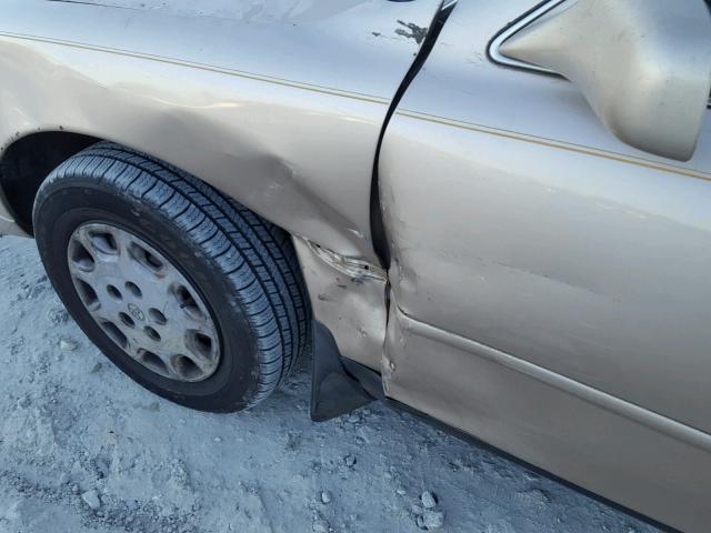 4T1EG12K5TU801585 - 1996 TOYOTA CAMRY LE ვერცხლისფერი ფოტო 9