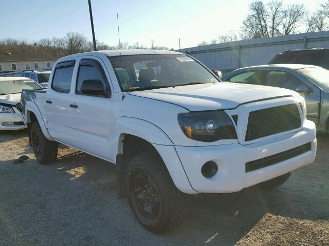 5TELU42N58Z555474 - 2008 TOYOTA TACOMA DOU WHITE photo 1