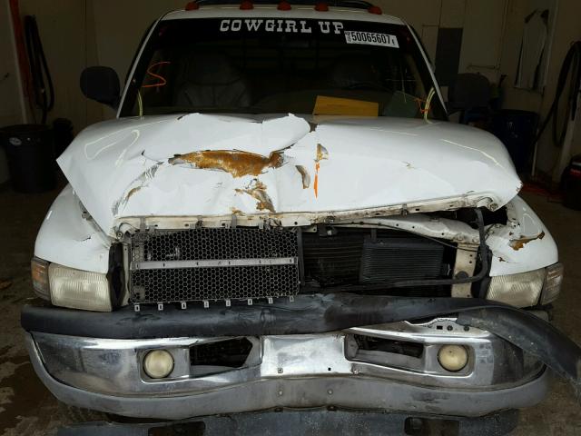 1B7MF33611J199489 - 2001 DODGE RAM 3500 WHITE photo 7