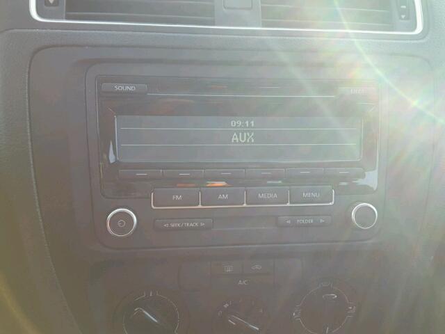 3VW2K7AJ7DM305062 - 2013 VOLKSWAGEN JETTA BASE BLACK photo 9