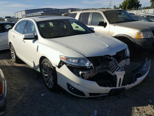 1LNHM93R49G618315 - 2009 LINCOLN MKS WHITE photo 1