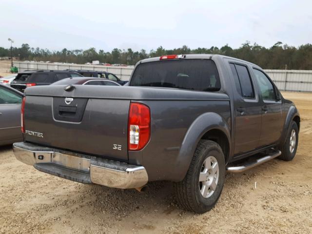 1N6AD07U88C412918 - 2008 NISSAN FRONTIER C GRAY photo 4