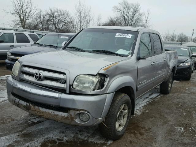 5TBDT44115S478928 - 2005 TOYOTA TUNDRA DOU SILVER photo 2