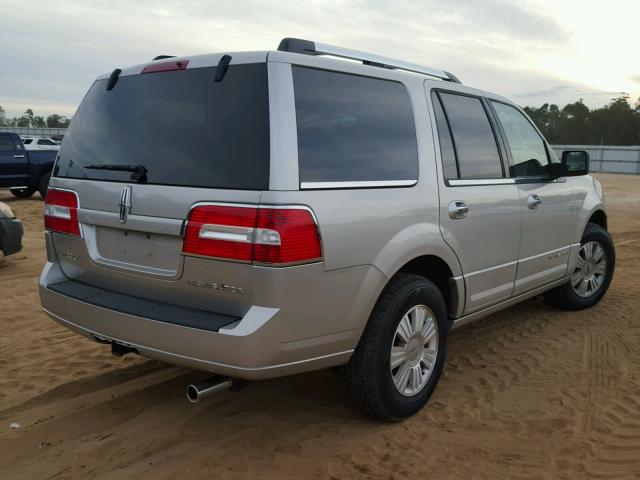 5LMFU27567LJ22309 - 2007 LINCOLN NAVIGATOR Күміс фото 4