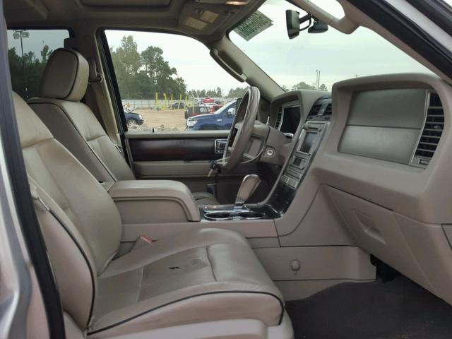 5LMFU27567LJ22309 - 2007 LINCOLN NAVIGATOR Күміс фото 5