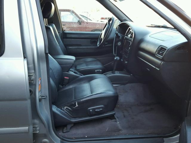 JN8DR09Y21W595307 - 2001 NISSAN PATHFINDER SILVER photo 5