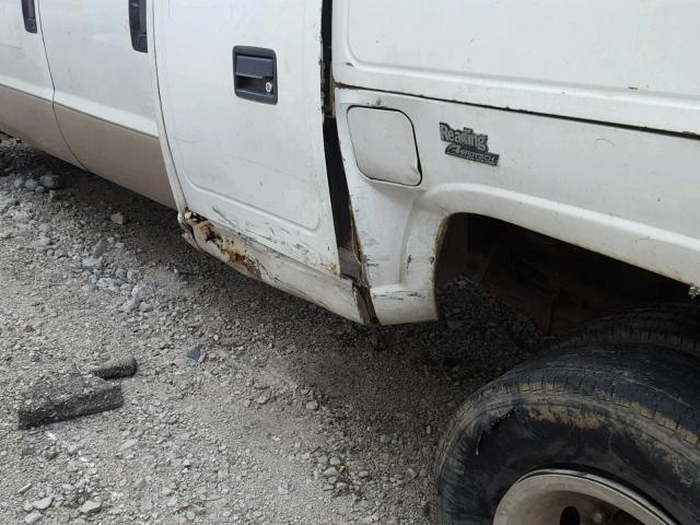 1FTWW33F21EB01281 - 2001 FORD F350 SUPER WHITE photo 9