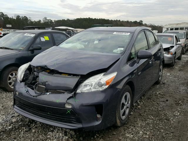 JTDKN3DU7D1665566 - 2013 TOYOTA PRIUS GRAY photo 2