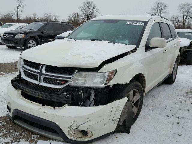 3C4PDCBG9CT353603 - 2012 DODGE JOURNEY SX CREAM photo 2