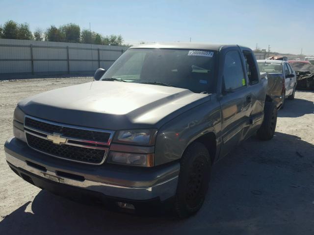 1GCEC19V67Z157538 - 2007 CHEVROLET SILVERADO GREEN photo 2