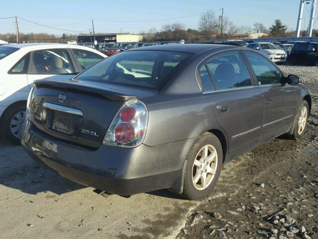 1N4AL11EX5C206126 - 2005 NISSAN ALTIMA S GRAY photo 4