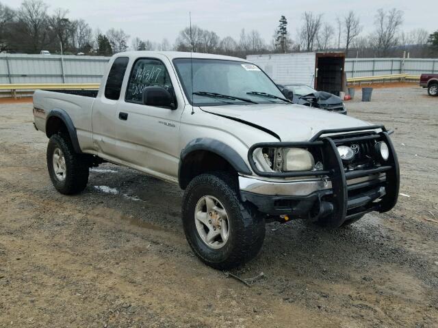 5TEWM72N82Z887978 - 2002 TOYOTA TACOMA XTR SILVER photo 1