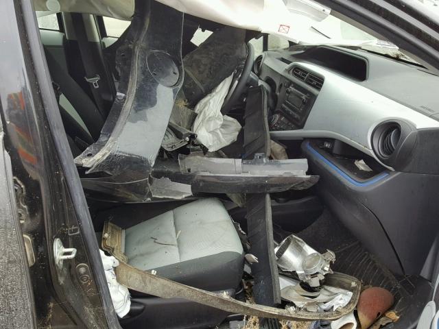 JTDKDTB30C1010807 - 2012 TOYOTA PRIUS C GRAY photo 5