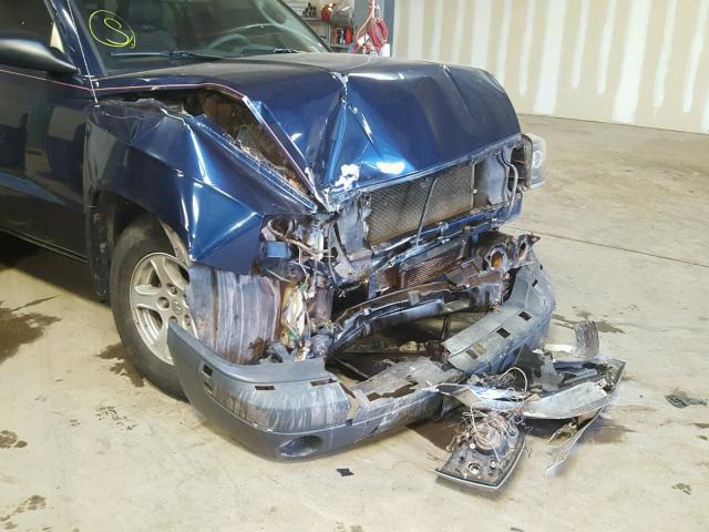 1D7HW42KX5S236504 - 2005 DODGE DAKOTA SLT BLUE photo 9
