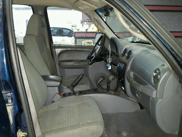 1J4GL48K45W514662 - 2005 JEEP LIBERTY SP BLUE photo 5