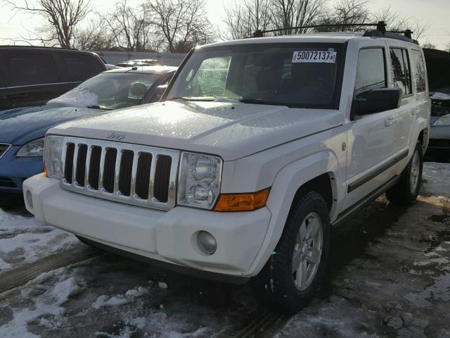 1J8HG48P17C592078 - 2007 JEEP COMMANDER WHITE photo 2