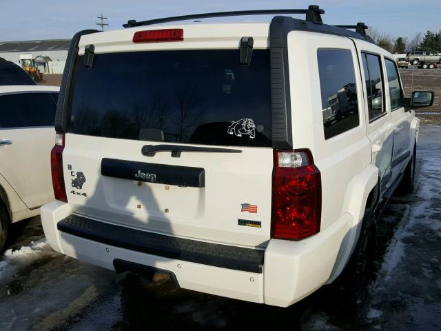 1J8HG48P17C592078 - 2007 JEEP COMMANDER WHITE photo 4