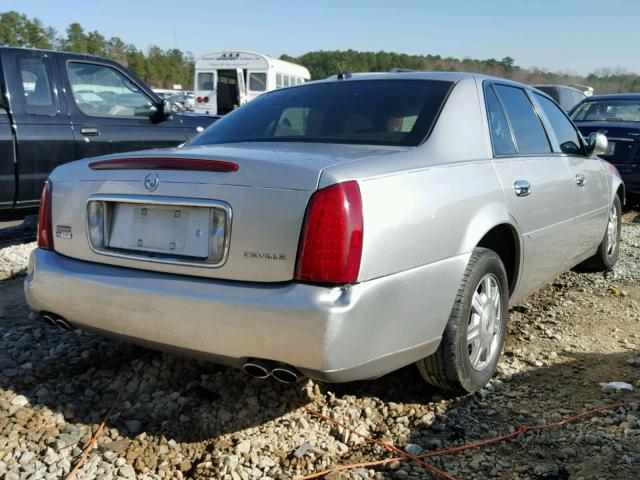 1G6KD54Y25U256282 - 2005 CADILLAC DEVILLE SILVER photo 4