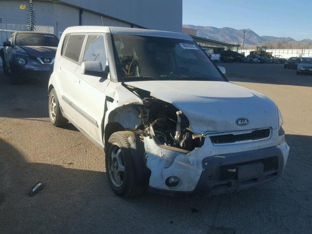 KNDJT2A2XA7170852 - 2010 KIA SOUL WHITE photo 1