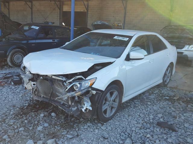 4T1BF1FK8EU789497 - 2014 TOYOTA CAMRY L WHITE photo 2