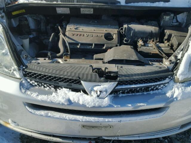 5TDZA23C75S364393 - 2005 TOYOTA SIENNA CE SILVER photo 7