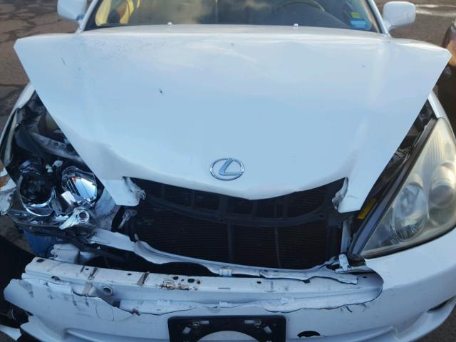 JTHBA30GX55114441 - 2005 LEXUS ES 330 WHITE photo 7