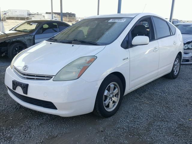 JTDKB20U393539354 - 2009 TOYOTA PRIUS WHITE photo 2