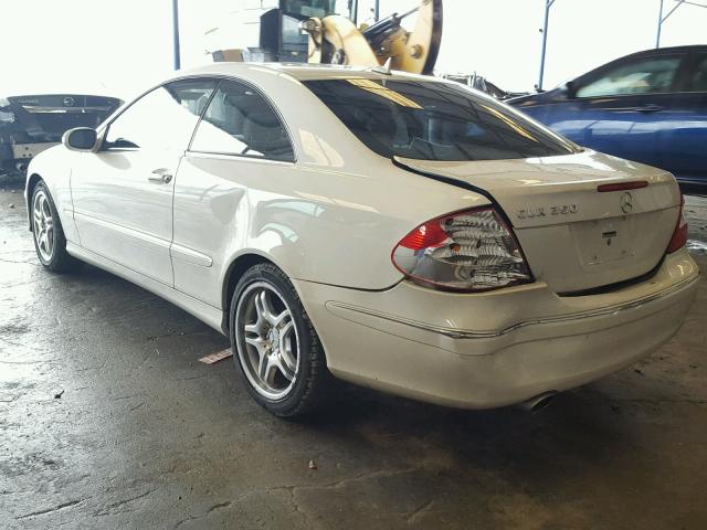 WDBTJ56H68F235823 - 2008 MERCEDES-BENZ CLK 350 WHITE photo 3