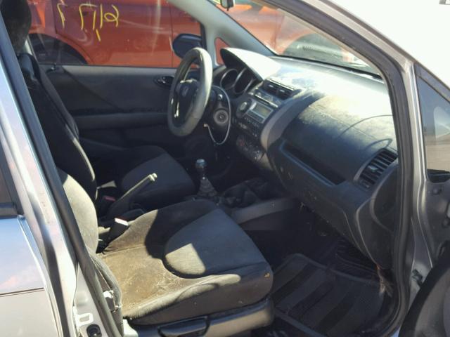 JHMGD37667S040742 - 2007 HONDA FIT S ნაცრისფერი ფოტო 5