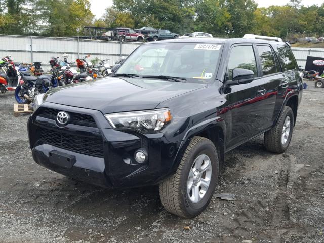 JTEBU5JR4J5531290 - 2018 TOYOTA 4RUNNER SR BLACK photo 2