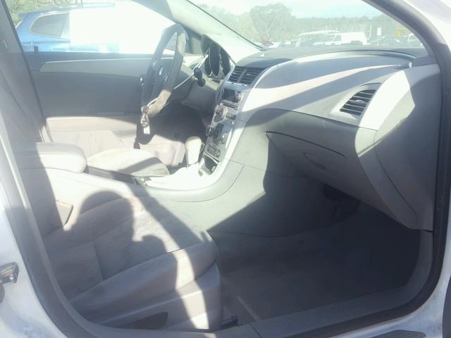 1G1ZC5E15BF303541 - 2011 CHEVROLET MALIBU 1LT 白色 照片 5
