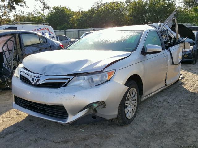 4T4BF1FK0DR285384 - 2013 TOYOTA CAMRY L SILVER photo 2