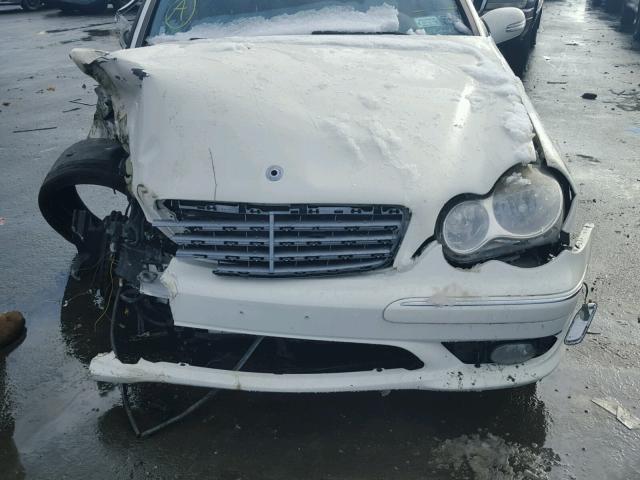 WDBRF52H97F854478 - 2007 MERCEDES-BENZ C 230 WHITE photo 7