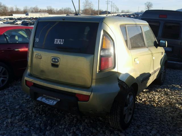 KNDJT2A23A7088218 - 2010 KIA SOUL + GREEN photo 4