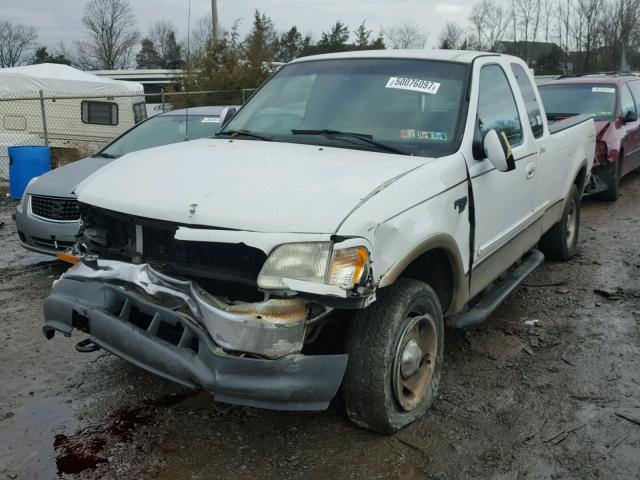 1FTRX18L6YNB68067 - 2000 FORD F150 WHITE photo 2