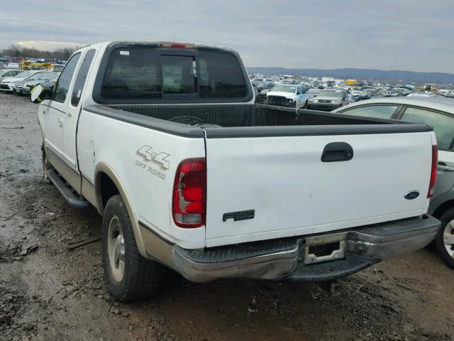 1FTRX18L6YNB68067 - 2000 FORD F150 WHITE photo 3