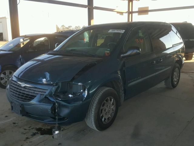 1C4GJ25381B136912 - 2001 CHRYSLER VOYAGER GREEN photo 2