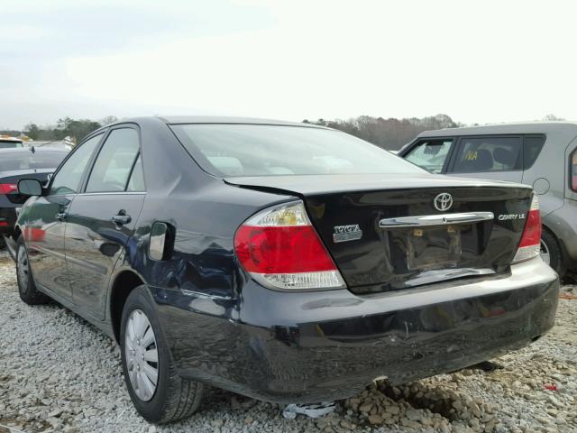 4T1BE32K75U409490 - 2005 TOYOTA CAMRY LE BLACK photo 3