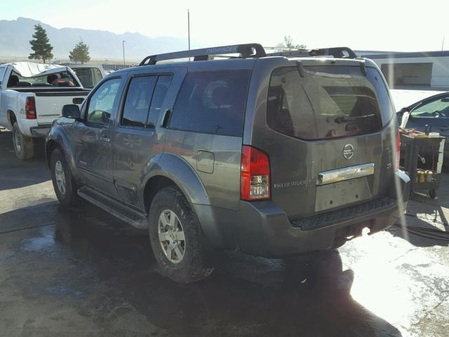 5N1AR18U25C755031 - 2005 NISSAN PATHFINDER CHARCOAL photo 3